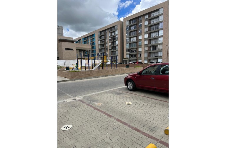 APARTAMENTO CONJUNTO SORRENTO 6 PISO / EN ARRIENDO 